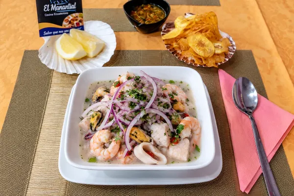 Ceviche mixto